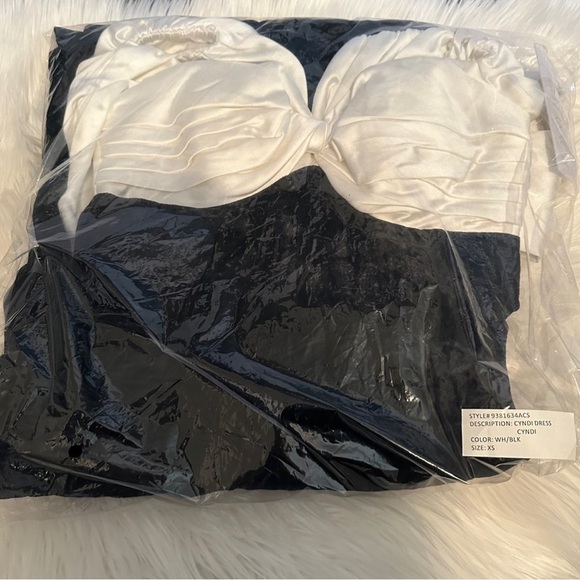 Ronny Kobo Cyndi Maxi Dress Puff Sleeve Ivory Black Velvet Slit Dress Gown US 2 - Picture 5 of 15